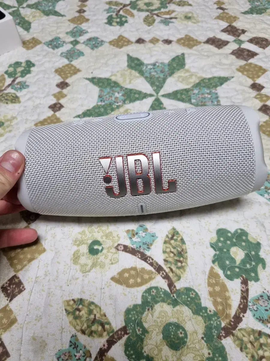 Jbl charge 5 블루투스 스피커 판매합니다